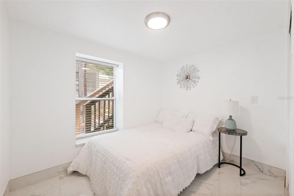 Active With Contract: $639,900 (5 beds, 4 baths, 2573 Square Feet)