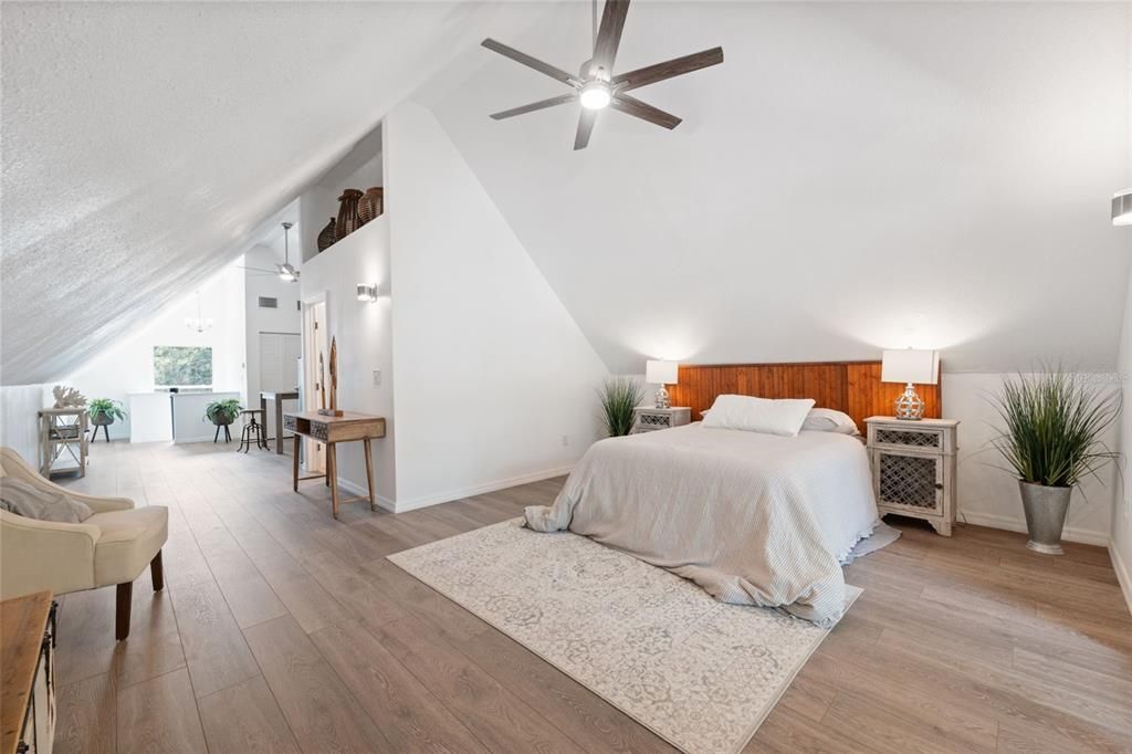 Active With Contract: $639,900 (5 beds, 4 baths, 2573 Square Feet)