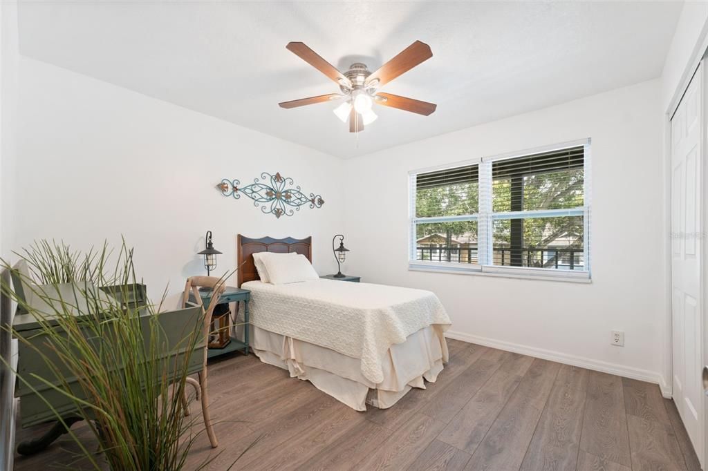 Active With Contract: $639,900 (5 beds, 4 baths, 2573 Square Feet)