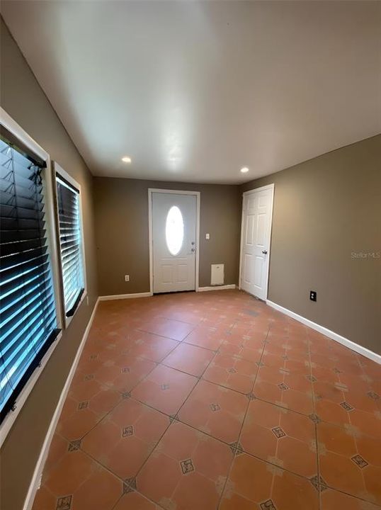 For Sale: $264,000 (3 beds, 2 baths, 1457 Square Feet)