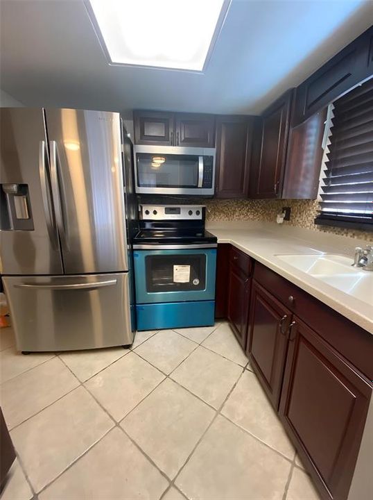 For Sale: $264,000 (3 beds, 2 baths, 1457 Square Feet)