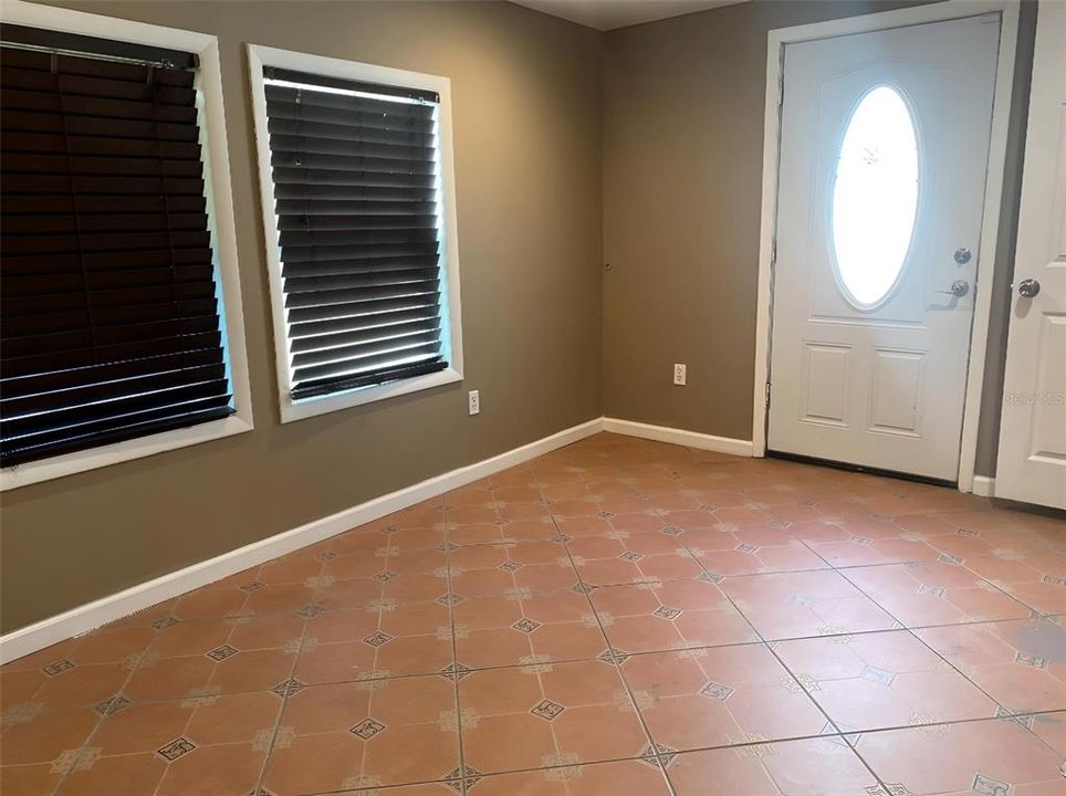 For Sale: $264,000 (3 beds, 2 baths, 1457 Square Feet)