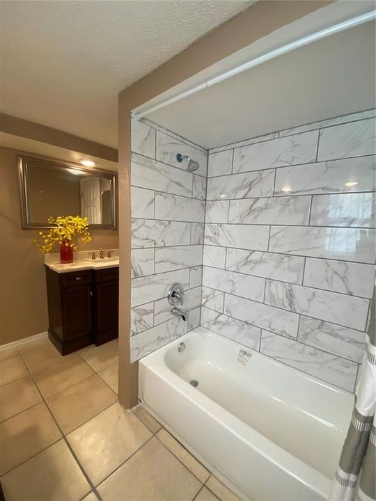 For Sale: $264,000 (3 beds, 2 baths, 1457 Square Feet)