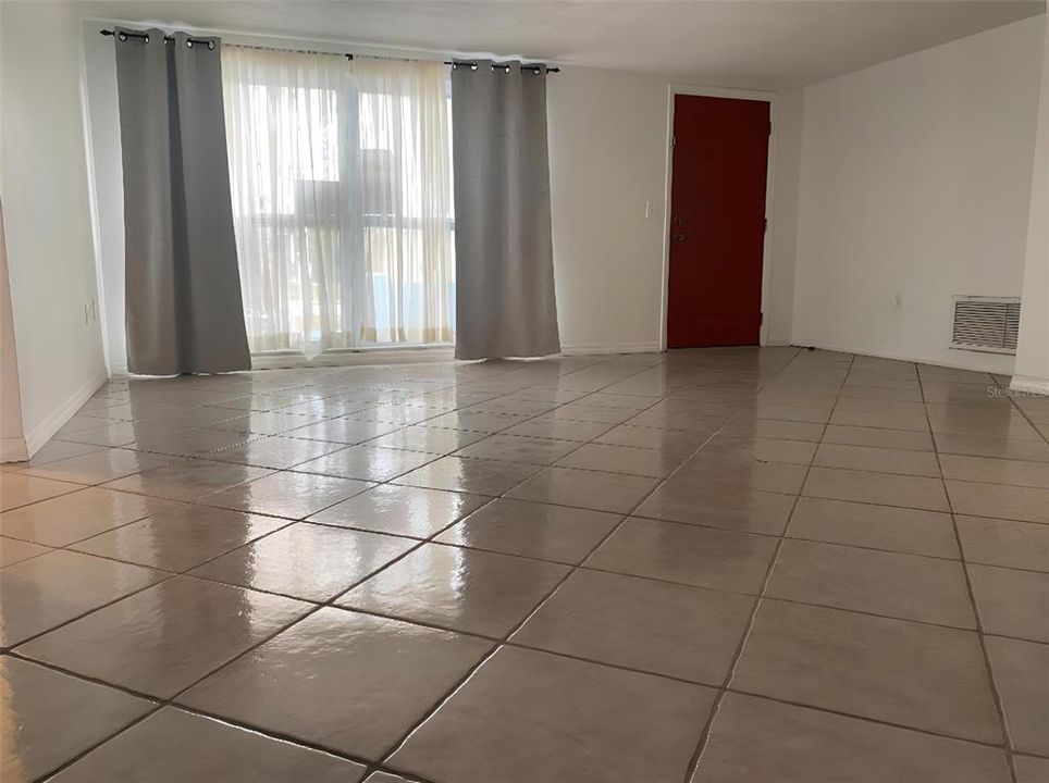 For Sale: $264,000 (3 beds, 2 baths, 1457 Square Feet)