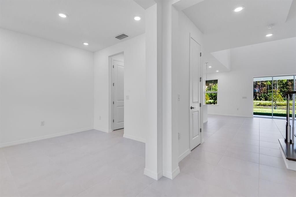 Activo con contrato: $546,019 (4 camas, 3 baños, 2600 Pies cuadrados)