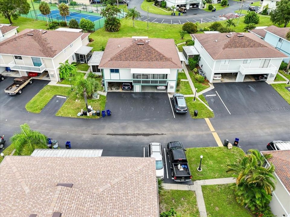 待售: $155,000 (2 贝兹, 1 浴室, 760 平方英尺)