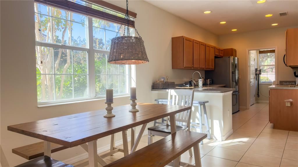 For Rent: $3,800 (3 beds, 2 baths, 1661 Square Feet)