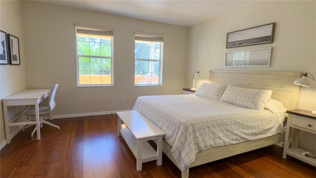 For Rent: $3,800 (3 beds, 2 baths, 1661 Square Feet)