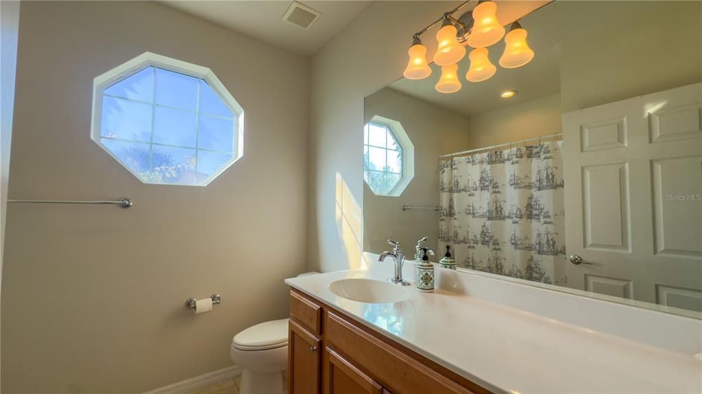 For Rent: $3,800 (3 beds, 2 baths, 1661 Square Feet)