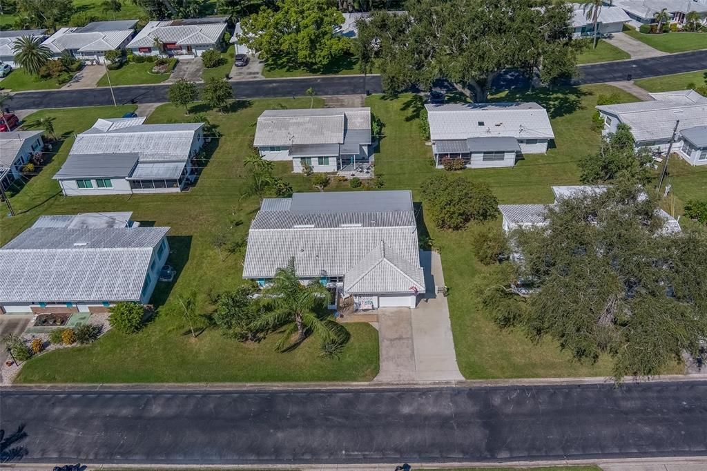 В аренду: $4,500 (2 спален, 2 ванн, 1402 Квадратных фут)