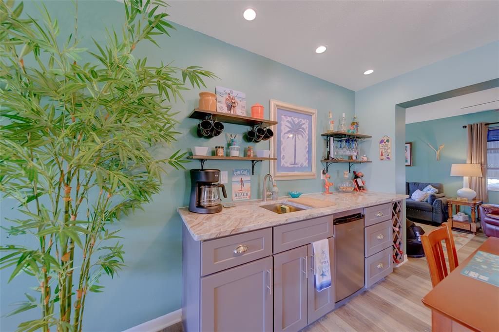 В аренду: $4,500 (2 спален, 2 ванн, 1402 Квадратных фут)