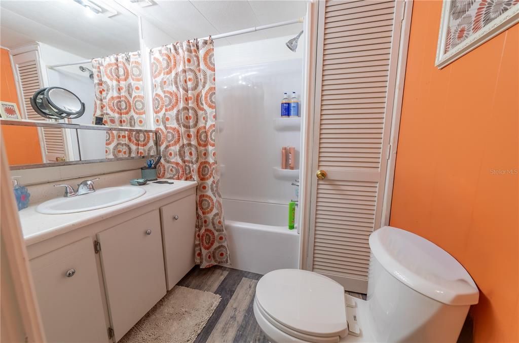 待售: $282,500 (4 贝兹, 3 浴室, 2146 平方英尺)