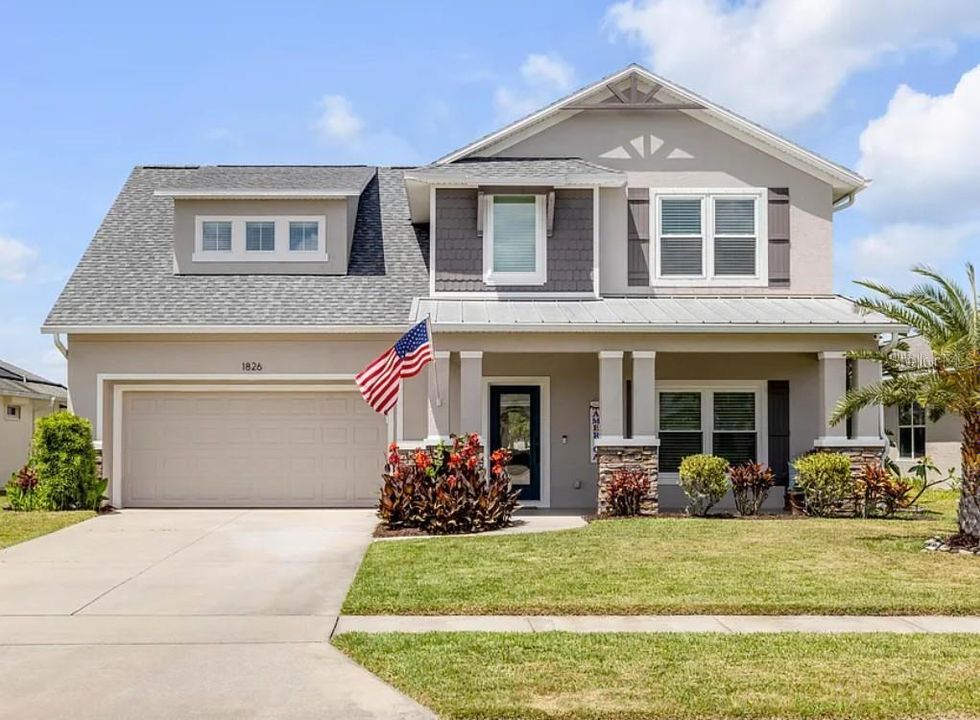 最近售出: $615,000 (4 贝兹, 3 浴室, 2874 平方英尺)