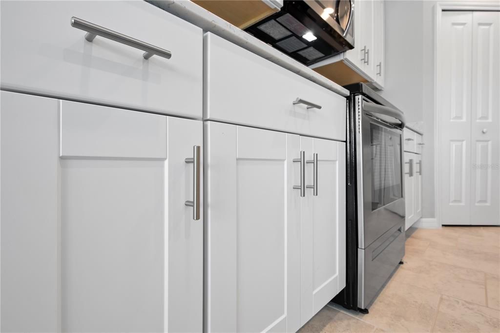 Active With Contract: $329,499 (4 beds, 2 baths, 1941 Square Feet)