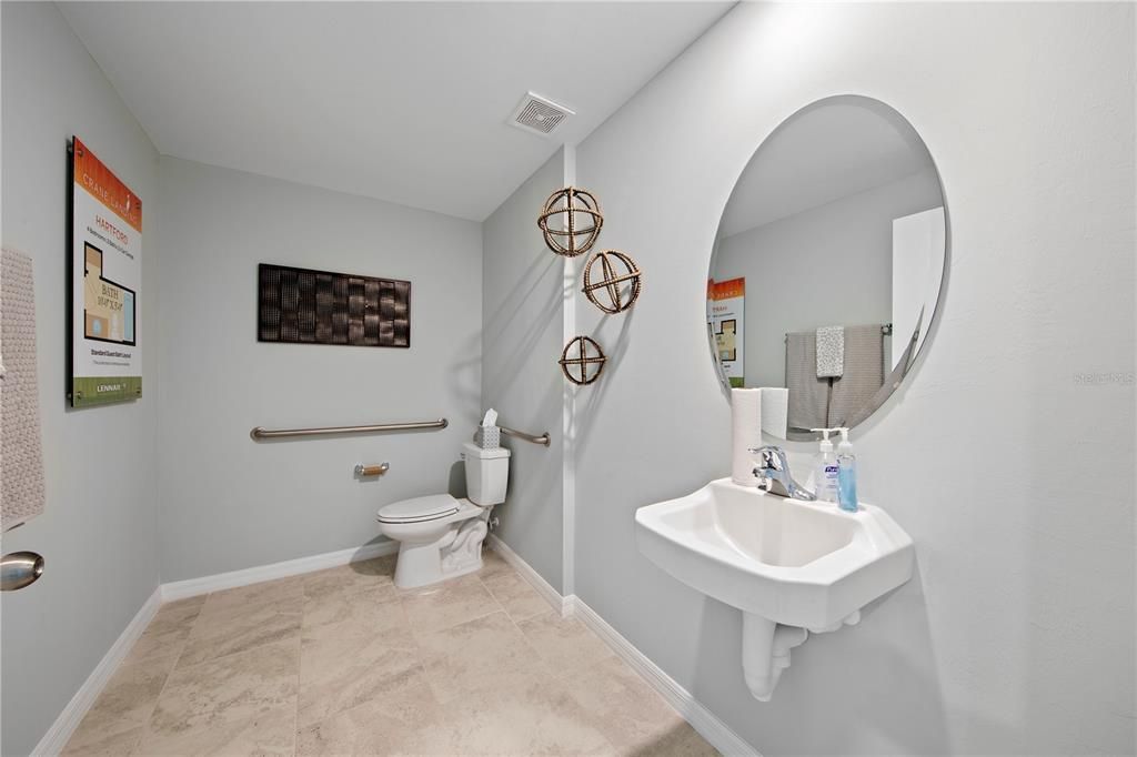 Active With Contract: $329,499 (4 beds, 2 baths, 1941 Square Feet)