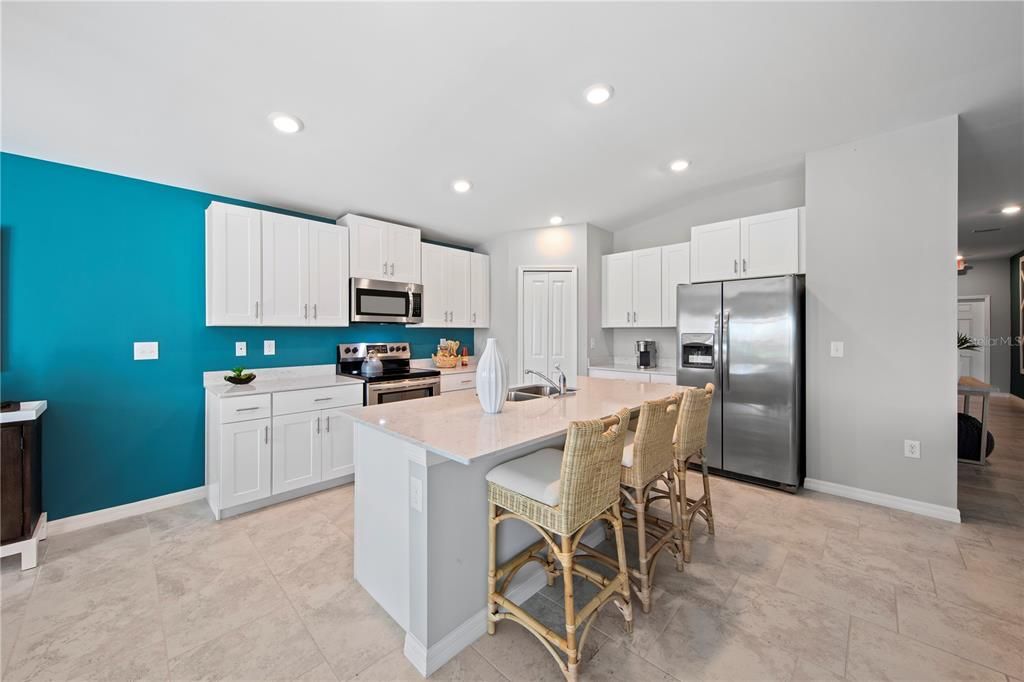 Active With Contract: $329,499 (4 beds, 2 baths, 1941 Square Feet)