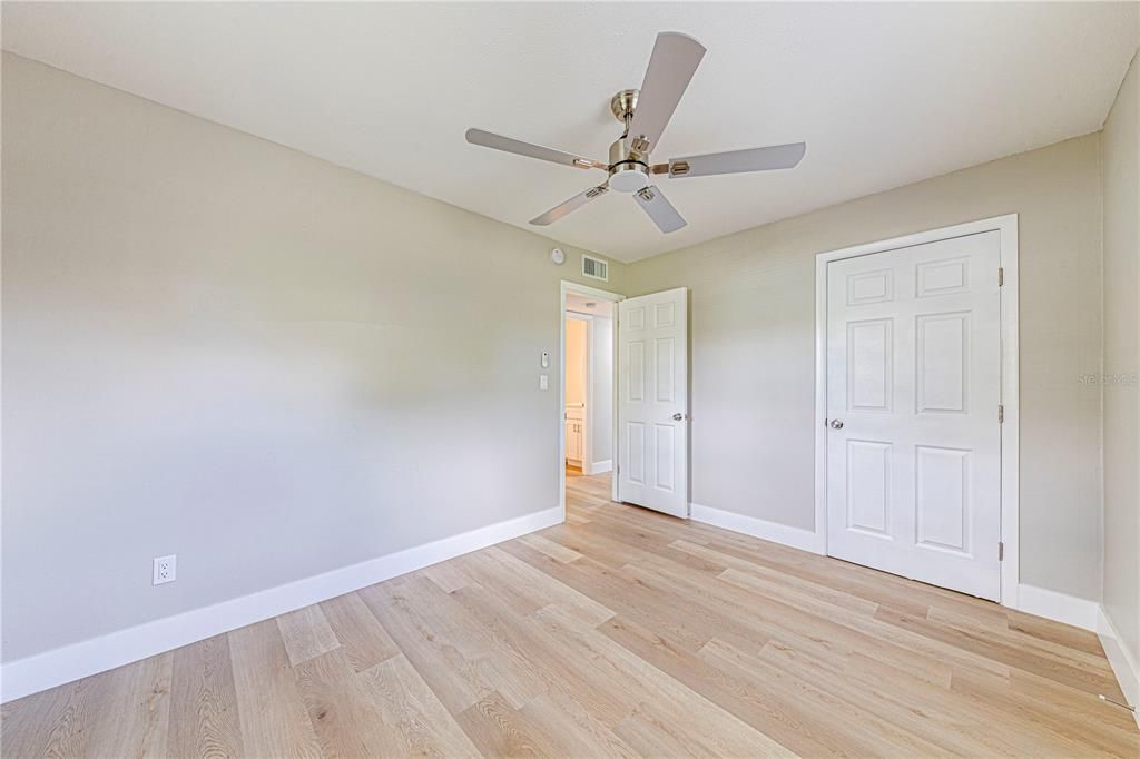 En Venta: $254,900 (3 camas, 1 baños, 814 Pies cuadrados)