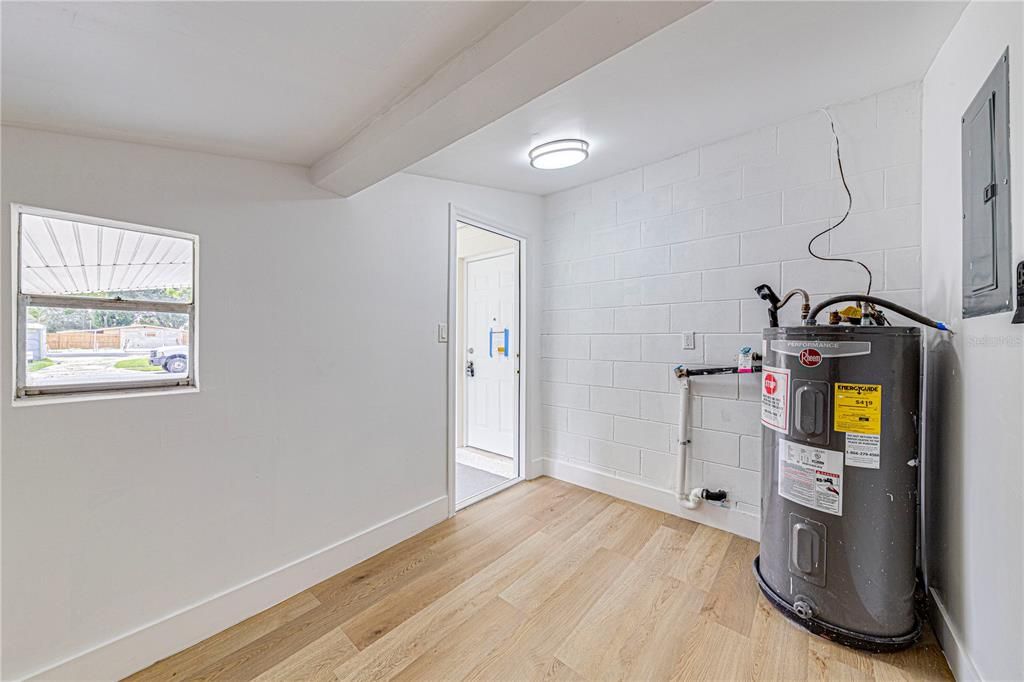 En Venta: $254,900 (3 camas, 1 baños, 814 Pies cuadrados)