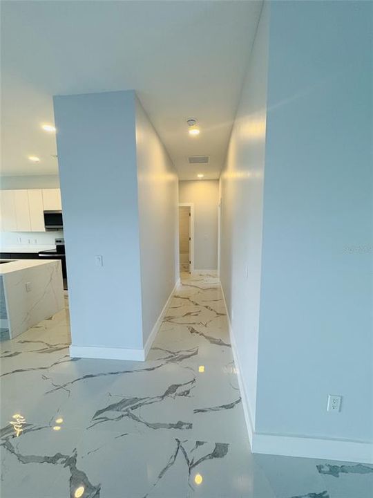 En Venta: $359,900 (4 camas, 2 baños, 1714 Pies cuadrados)