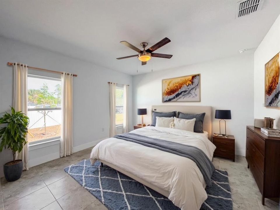 На продажу: $299,000 (4 спален, 2 ванн, 1691 Квадратных фут)