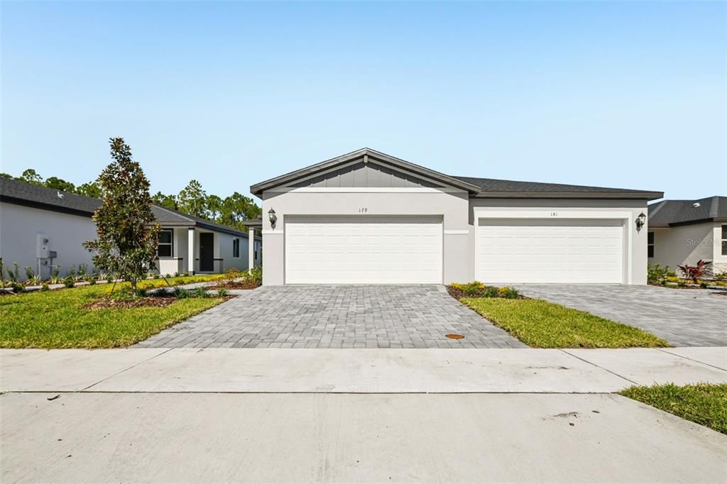 Active With Contract: $299,990 (3 beds, 2 baths, 1572 Square Feet)
