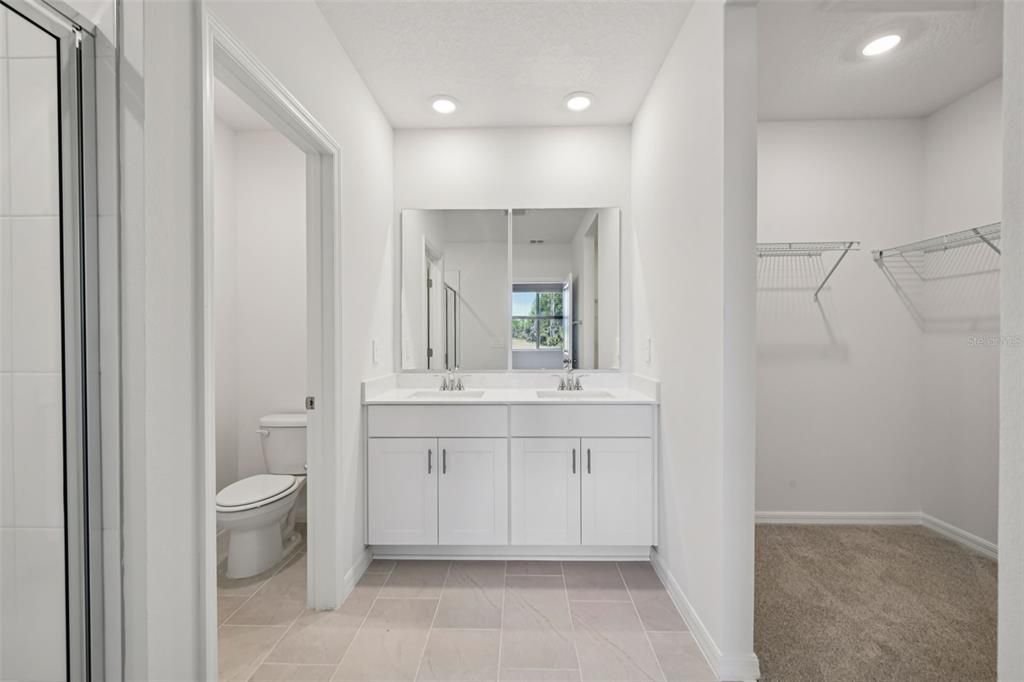 Active With Contract: $299,990 (3 beds, 2 baths, 1572 Square Feet)
