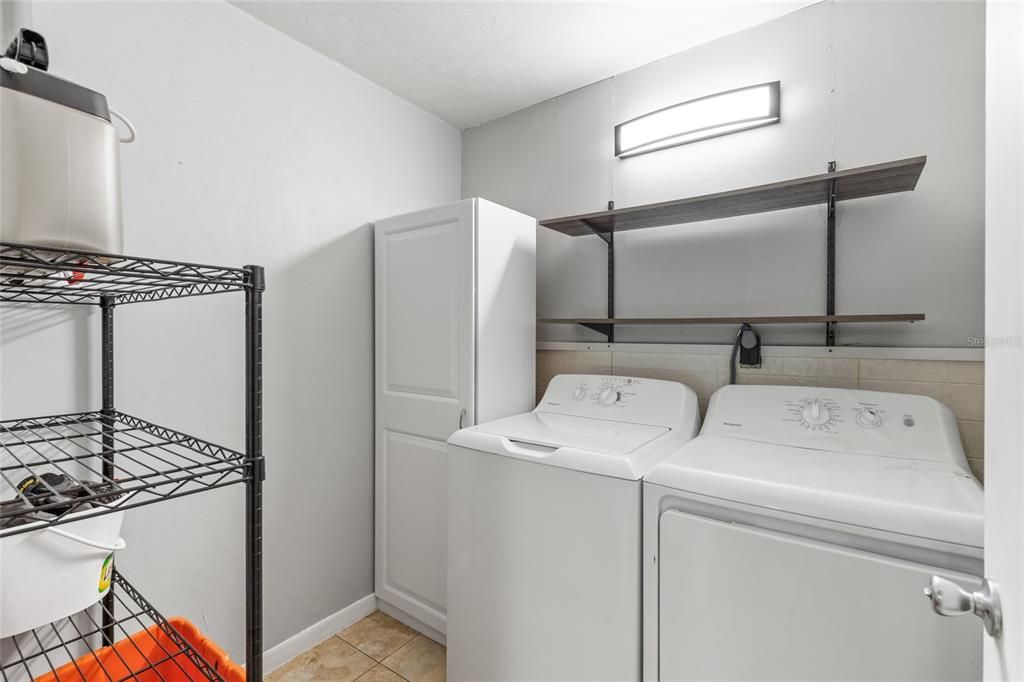 Active With Contract: $289,000 (4 beds, 3 baths, 1580 Square Feet)