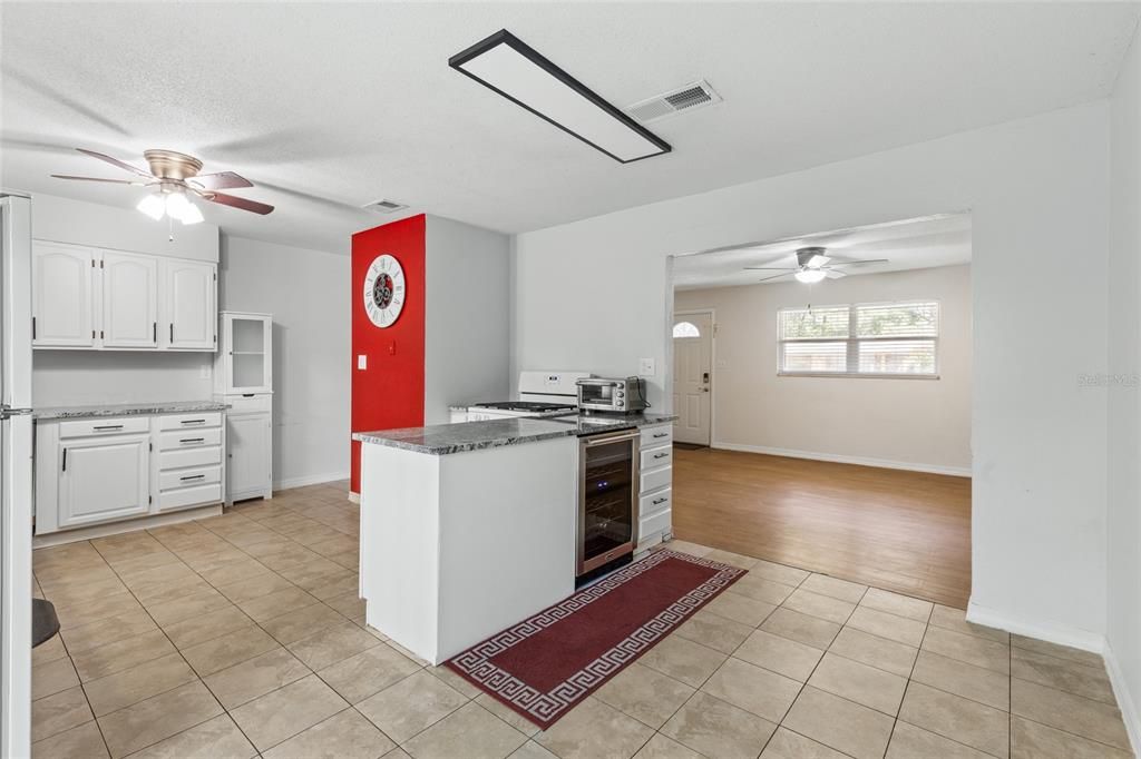 Active With Contract: $289,000 (4 beds, 3 baths, 1580 Square Feet)