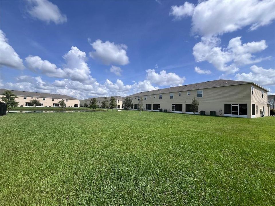 Active With Contract: $1,975 (3 beds, 2 baths, 1762 Square Feet)