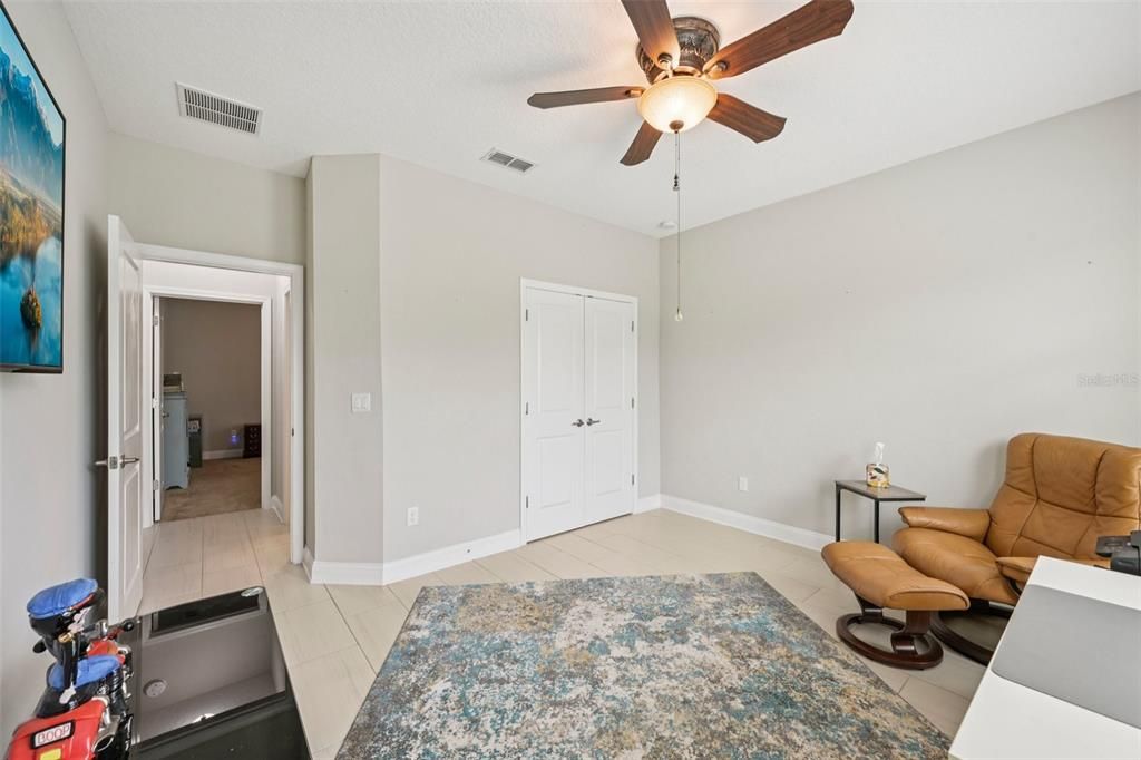 Activo con contrato: $520,000 (4 camas, 3 baños, 2497 Pies cuadrados)