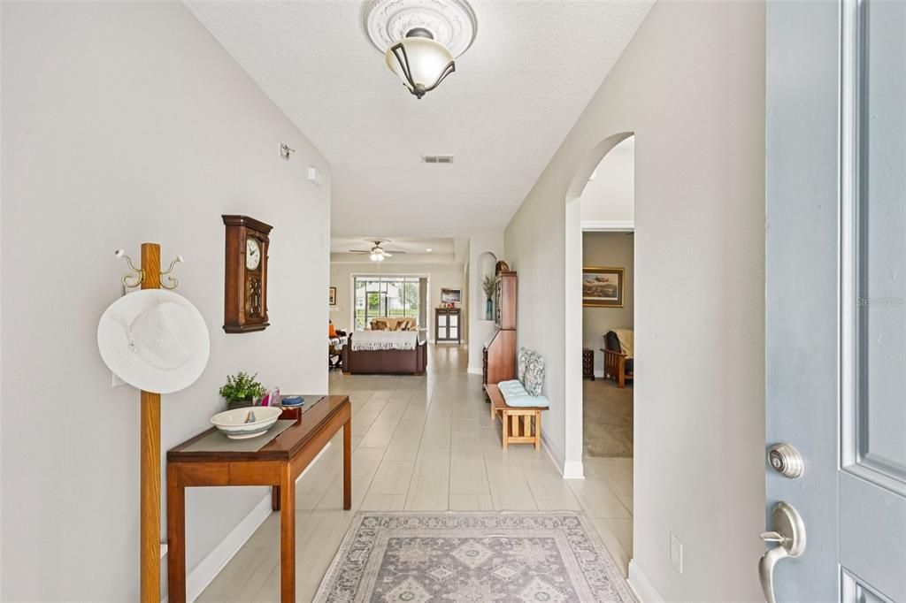 Activo con contrato: $520,000 (4 camas, 3 baños, 2497 Pies cuadrados)