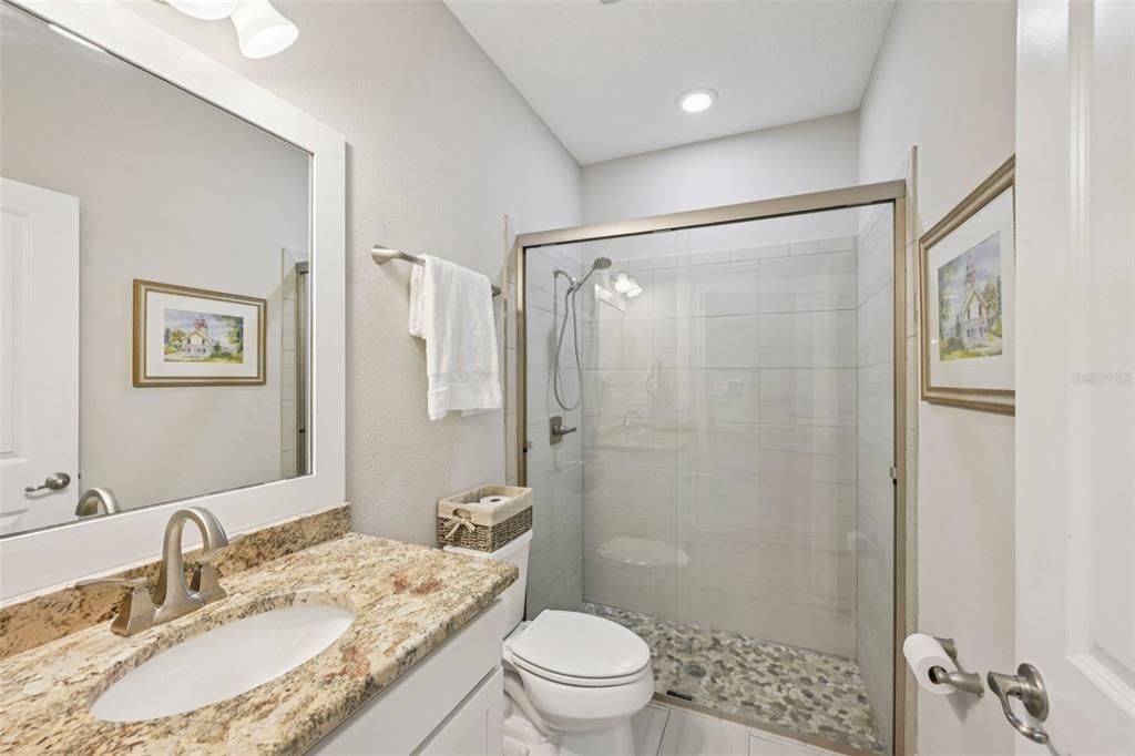 Activo con contrato: $520,000 (4 camas, 3 baños, 2497 Pies cuadrados)