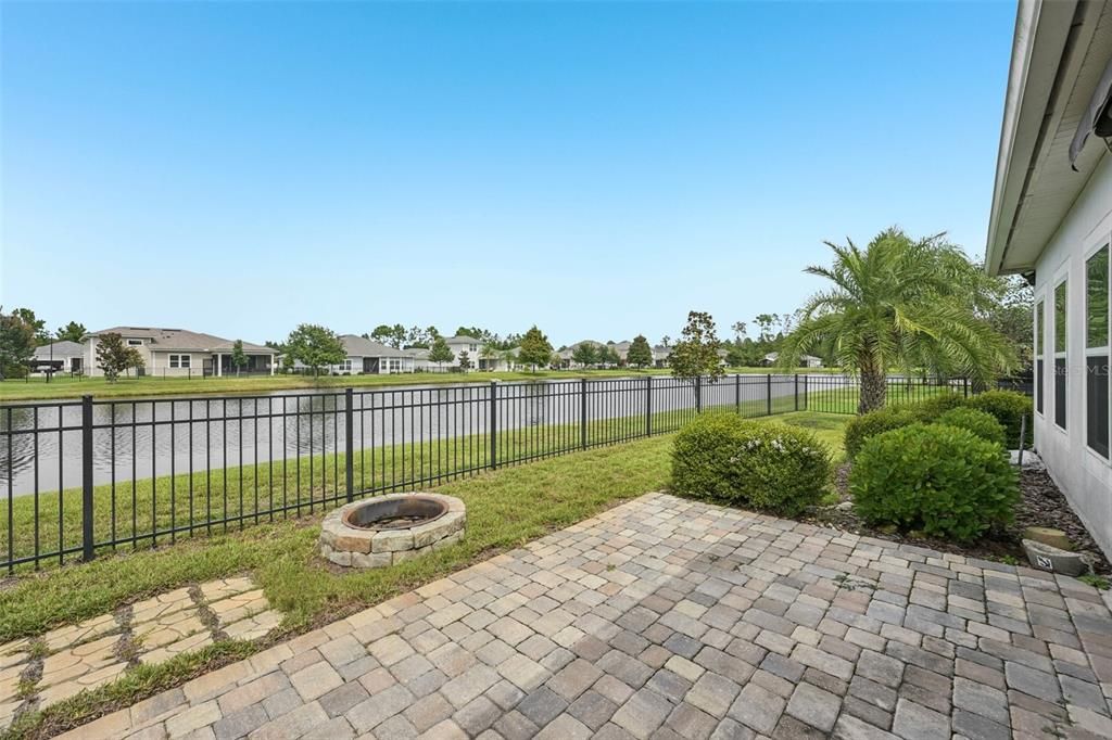 Activo con contrato: $520,000 (4 camas, 3 baños, 2497 Pies cuadrados)