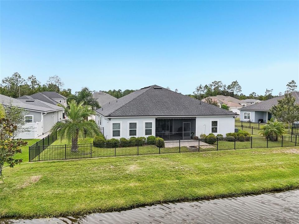 Activo con contrato: $520,000 (4 camas, 3 baños, 2497 Pies cuadrados)