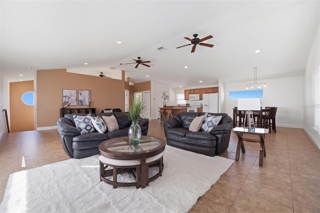 En Venta: $3,450,000 (7 camas, 8 baños, 8769 Pies cuadrados)