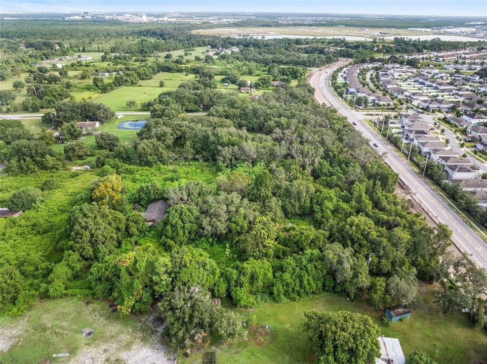 待售: $4,250,000 (5.00 acres)