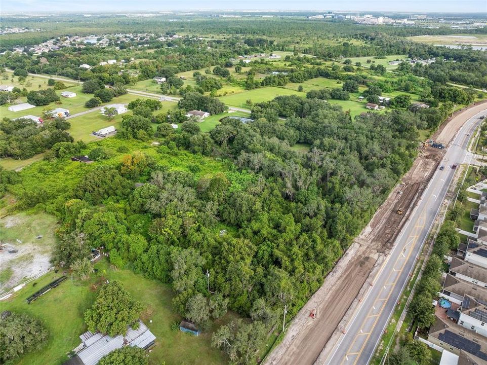 待售: $4,250,000 (5.00 acres)