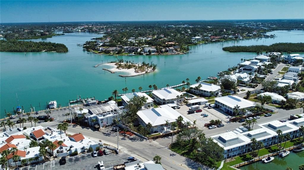 待售: $385,000 (1 贝兹, 1 浴室, 660 平方英尺)