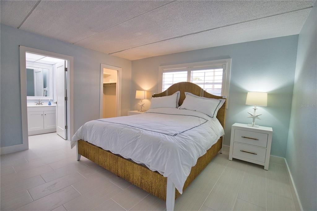 待售: $385,000 (1 贝兹, 1 浴室, 660 平方英尺)