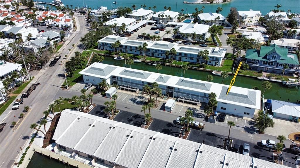 待售: $385,000 (1 贝兹, 1 浴室, 660 平方英尺)