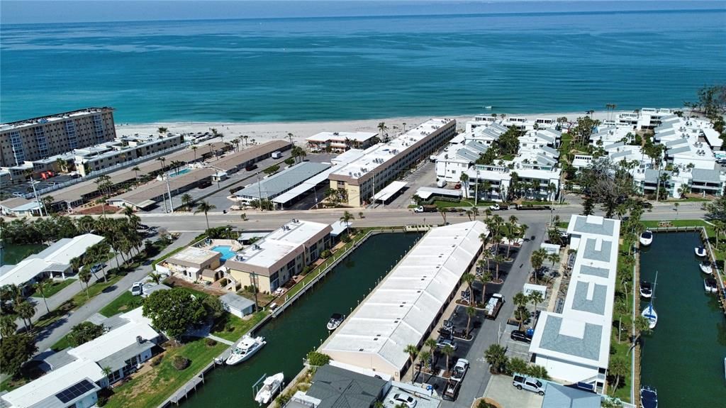 待售: $385,000 (1 贝兹, 1 浴室, 660 平方英尺)