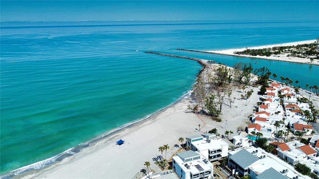 待售: $385,000 (1 贝兹, 1 浴室, 660 平方英尺)