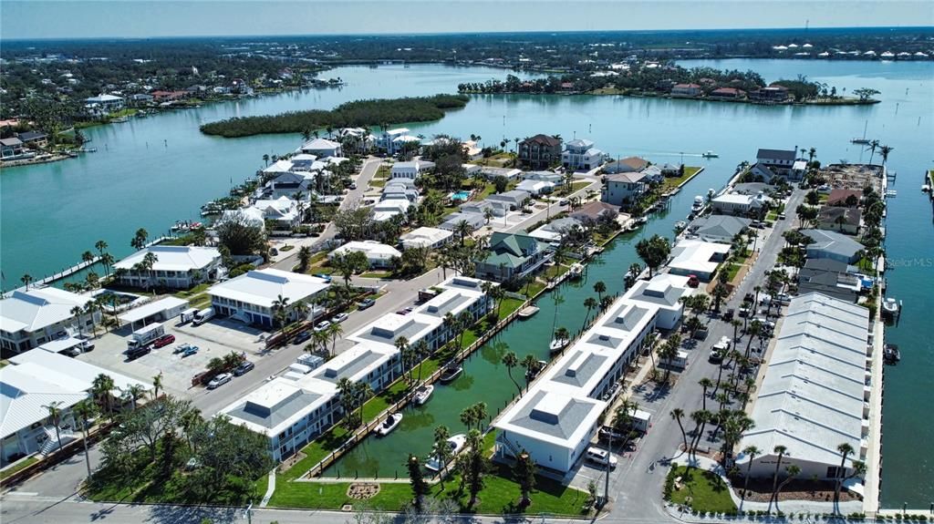 待售: $385,000 (1 贝兹, 1 浴室, 660 平方英尺)