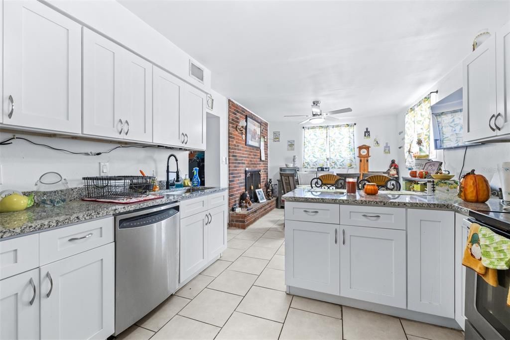 En Venta: $200,000 (3 camas, 1 baños, 1236 Pies cuadrados)