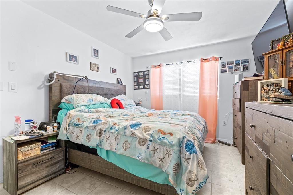 En Venta: $200,000 (3 camas, 1 baños, 1236 Pies cuadrados)