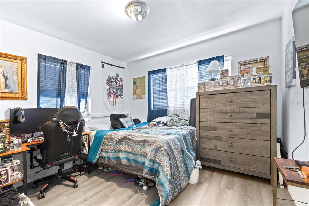 En Venta: $200,000 (3 camas, 1 baños, 1236 Pies cuadrados)