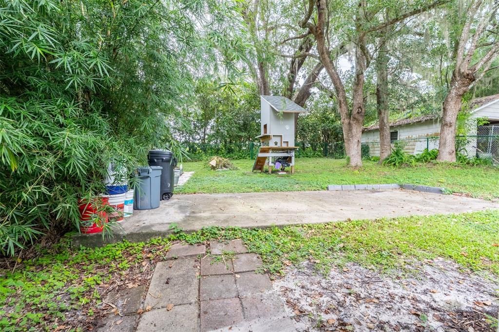 Activo con contrato: $190,000 (2 camas, 1 baños, 896 Pies cuadrados)