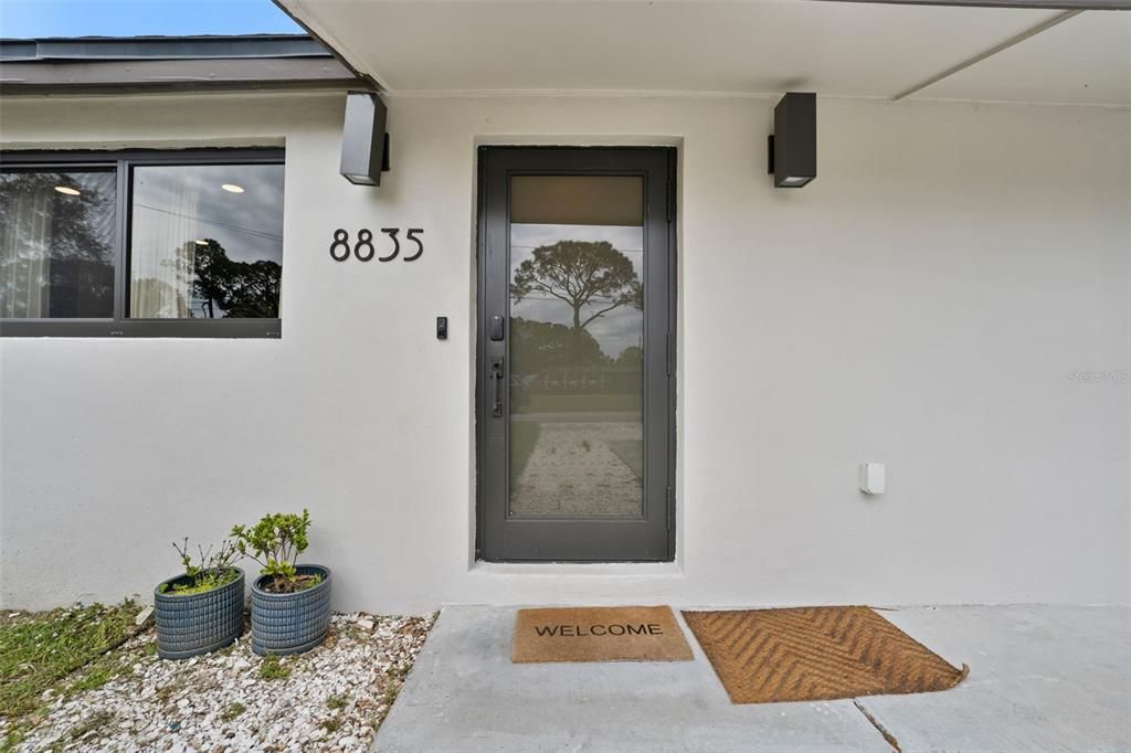 待售: $385,000 (2 贝兹, 2 浴室, 954 平方英尺)