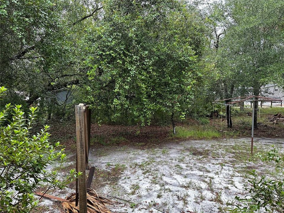 出租: $1,199 (2 贝兹, 2 浴室, 1000 平方英尺)