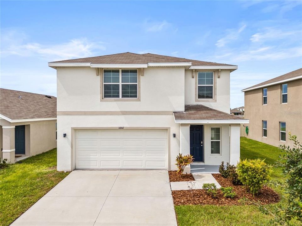 For Rent: $2,450 (3 beds, 2 baths, 2043 Square Feet)